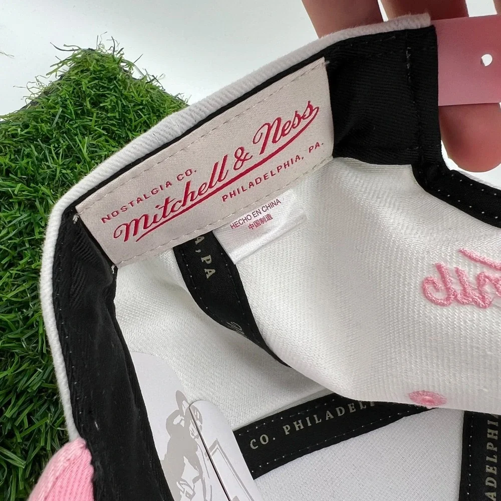 Mitchell & Ness Inter Miami CF Pro Crown Fit Structured Two Tone Snapback Hat‎